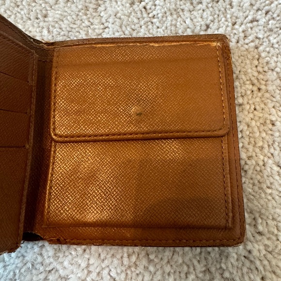 Louis Vuitton Monogram Marco Bi Fold Men’s Wallet - Picture 5 of 12